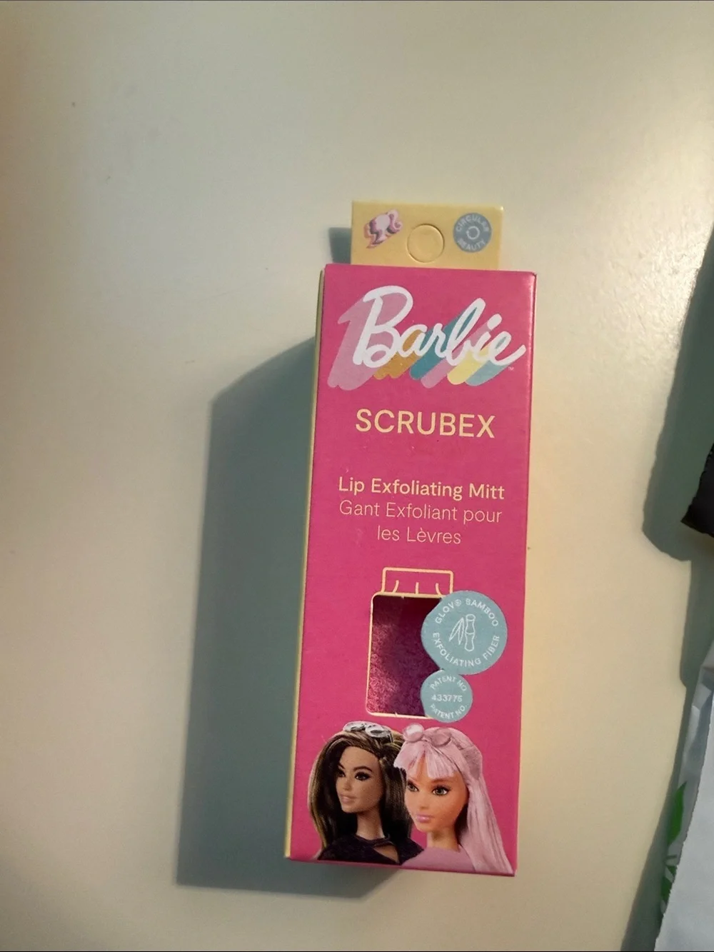 Barbie Lip Exfoliating Mitt - Bright Pink Packaging